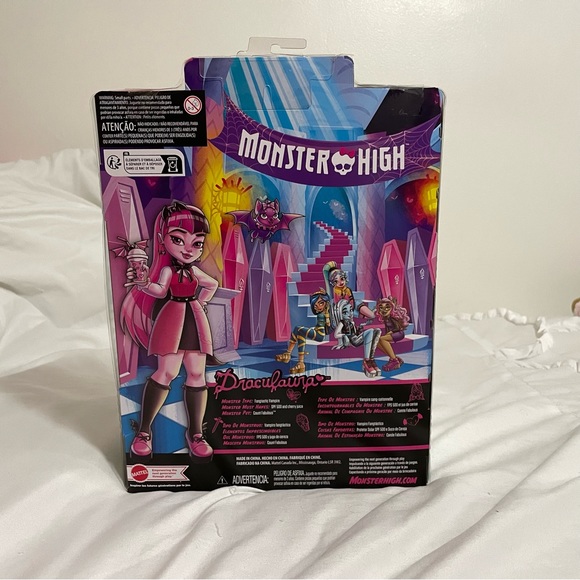 Monster High Draculaura with Count Fabulous Mattel Doll 2022 Release Pink Black - Picture 3 of 6